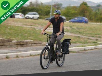 Nief Sibilla Ebike - Bicicletta elettrica 250W 36W - Nelle strade di Roma
